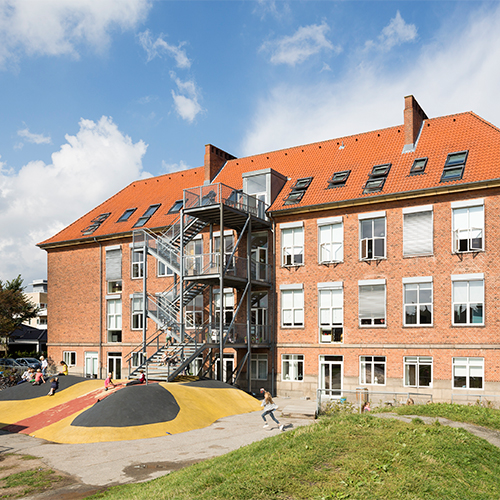 Outside view of Ordrup School