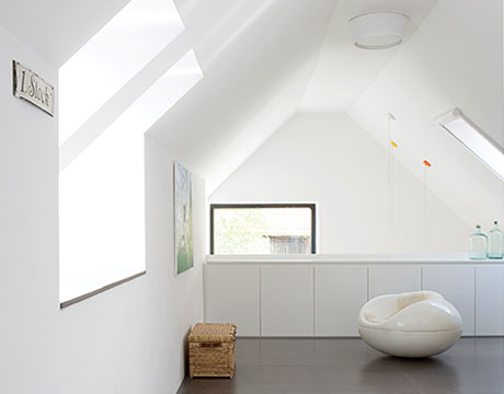 A sun-kissed good morning with natural daylight