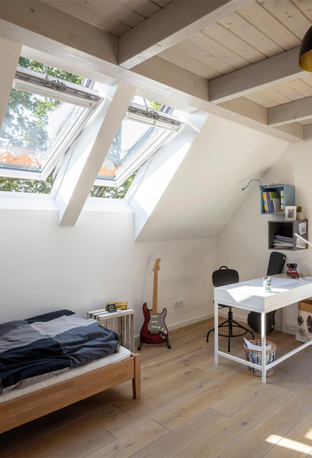 Single Family House in Buxtehude with VELUX roof windows