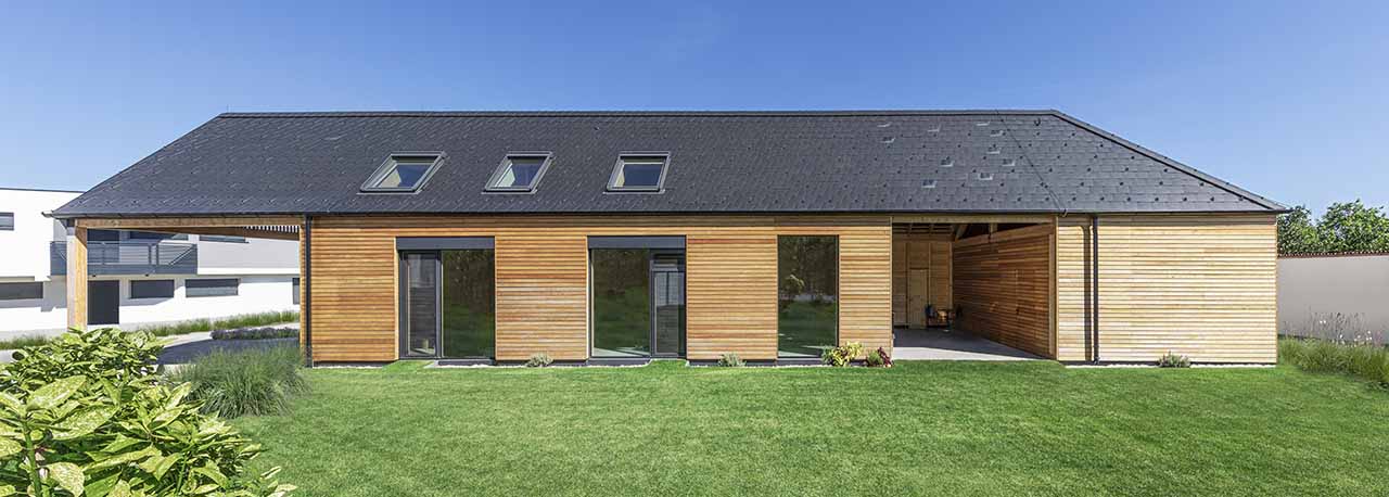 New build project showcasing VELUX roof windows - family home near Vienna