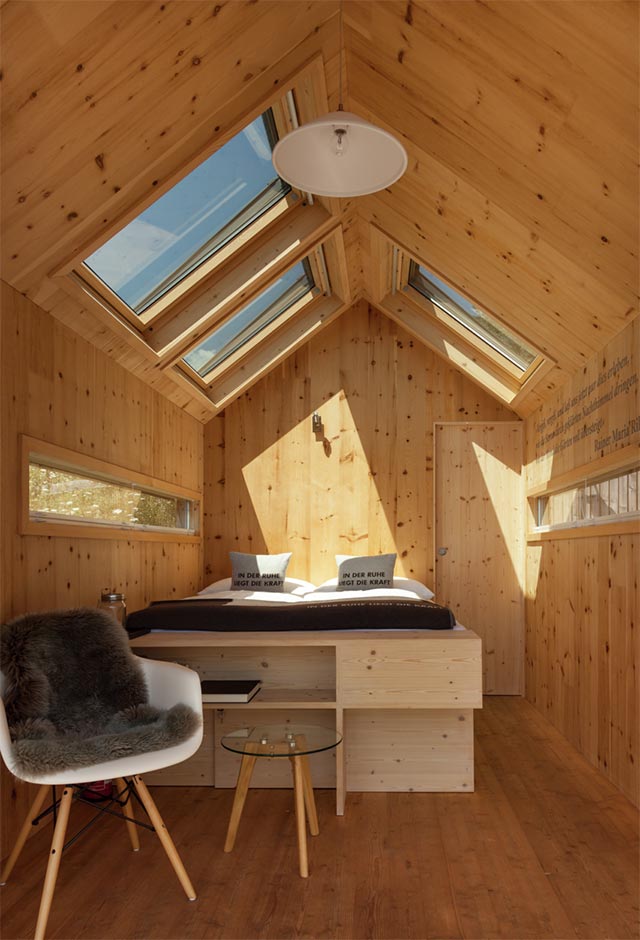  Holiday huts at Milstättersee with VELUX roof windows