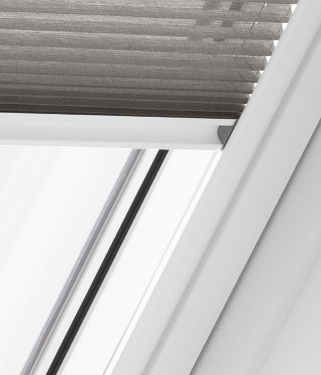 VELUX translucent pleated blind, white side rails