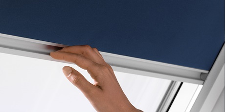 VELUX blinds manual operation