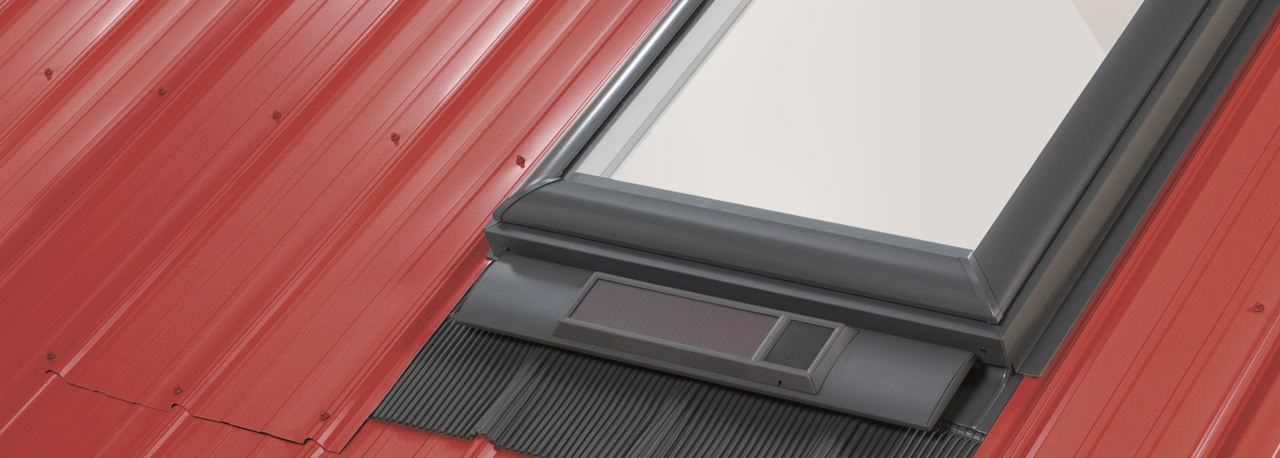 solar powered fresh air skylight