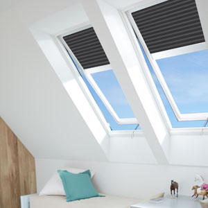 Choose for a variety of VELUX skylight blind colors and patterns!