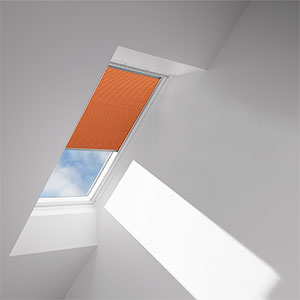 Room darkening double pleated blind, orange