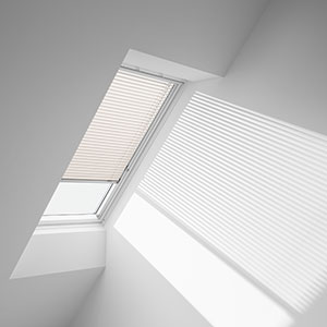 Venetian blinds, vanilla