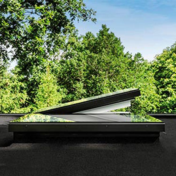 Roof-window for flat roof